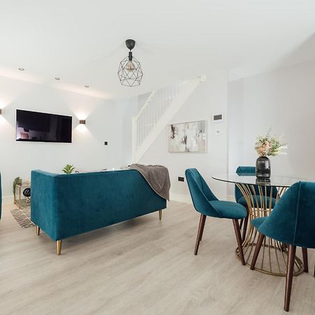 Inviting 2 Bedroom House In Dorking Luaran gambar